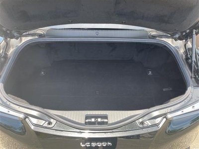 2017 Lexus LC — миниатюра 32