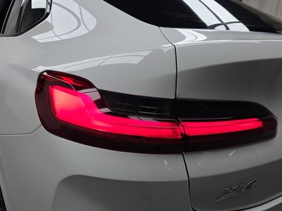 BMW X4 - 10