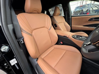 صورة مصغرة 34 لـ 2025 Toyota CROWN SPORT