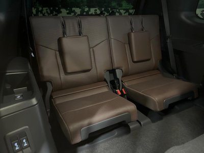 TOYOTA LAND CRUISER 250 - 9