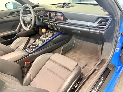 صورة مصغرة 41 لـ 2025 Porsche 911