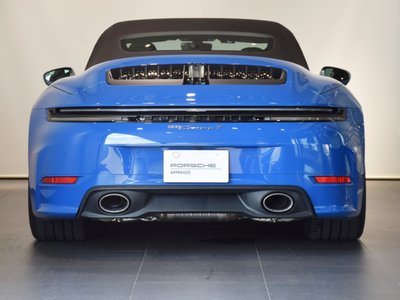صورة 10 لـ 2025 Porsche 911