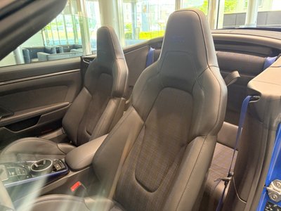 صورة مصغرة 13 لـ 2025 Porsche 911