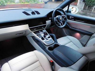 صورة 6 لـ 2019 Porsche CAYENNE