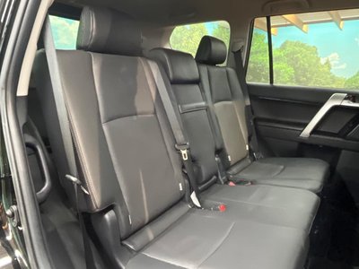 TOYOTA LAND CRUISER PRADO - 10