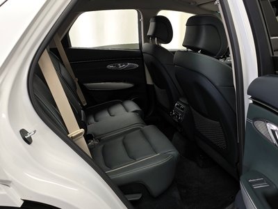2022 Genesis ELECTRIFIED GV70 thumbnail 12