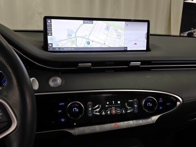 2022 Genesis ELECTRIFIED GV70 thumbnail 14