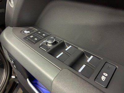 2022 LAND Rover DEFENDER — миниатюра 11
