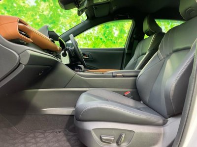 TOYOTA CROWN CROSSOVER - 6