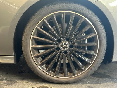MERCEDES-BENZ CLA - 10