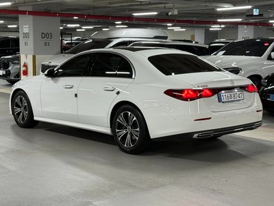 MERCEDES-BENZ E-CLASS - 3
