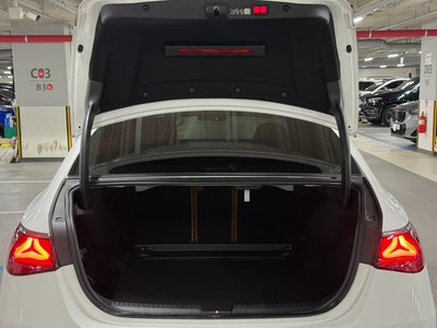MERCEDES-BENZ E-CLASS - 4