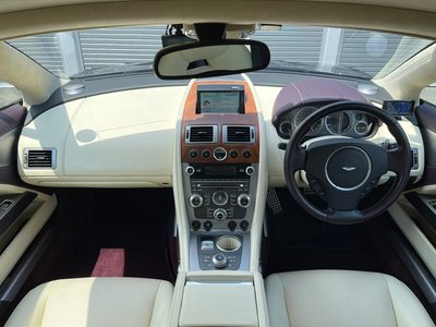 2012 Aston Martin RAPIDE — миниатюра 19