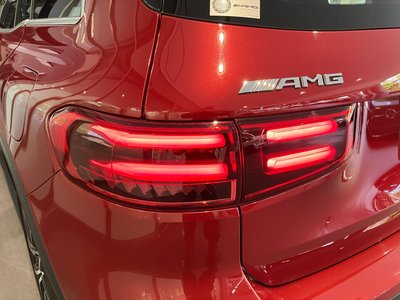 2024 Mercedes-BENZ GLB AMG — миниатюра 11