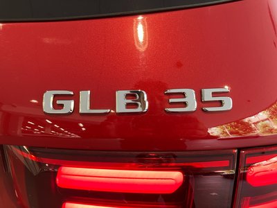2024 Mercedes-BENZ GLB AMG — миниатюра 12