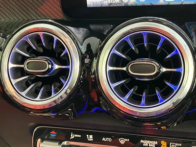 2024 Mercedes-BENZ GLB AMG — миниатюра 25