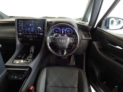 2024 Toyota ALPHARD — фото 5