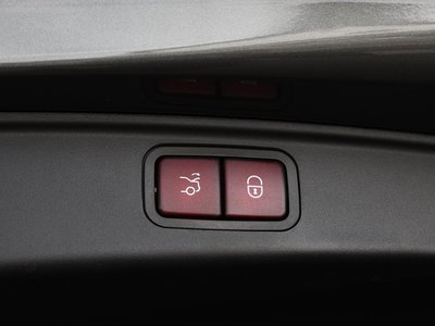 2024 Mercedes-BENZ GT AMG 缩略图 55