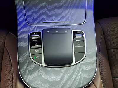 MERCEDES-BENZ E-CLASS - 9