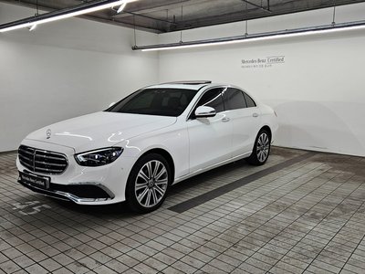 MERCEDES-BENZ E-CLASS - 1