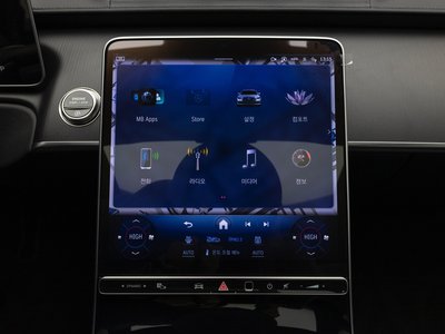 MERCEDES-BENZ S-CLASS - 8