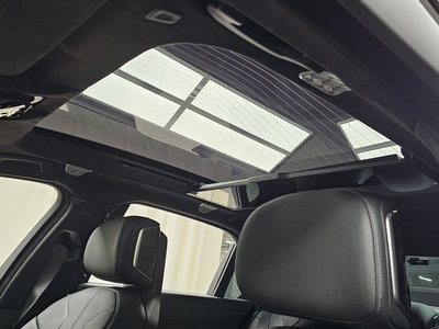 2025 BMW I7 thumbnail 23