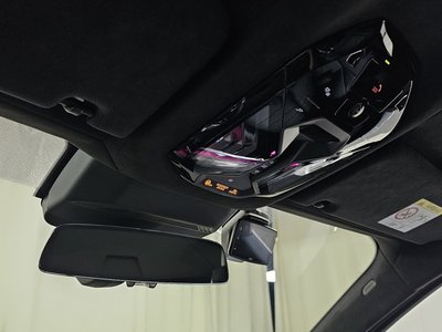 2025 BMW I7 thumbnail 26
