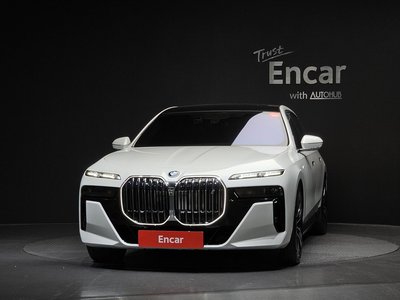 2025 BMW I7 照片 2