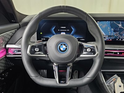 2025 BMW I7 thumbnail 20