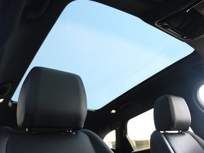 LAND ROVER RANGE ROVER VELAR 2025 thumbnail 24