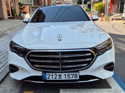 MERCEDES-BENZ E-CLASS - 5
