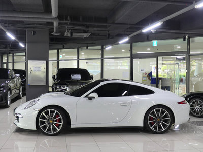 PORSCHE 911 - 5