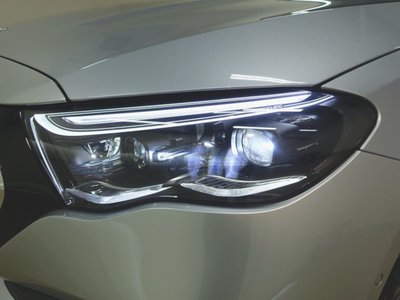 صورة 4 لـ 2025 Mercedes-BENZ E-CLASS