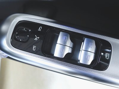 صورة مصغرة 22 لـ 2025 Mercedes-BENZ E-CLASS
