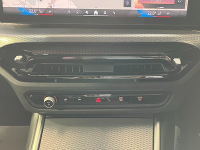 2025 BMW 3 SERIES — миниатюра 43