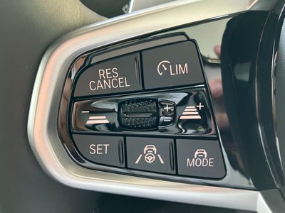 2025 BMW 3 SERIES — миниатюра 36