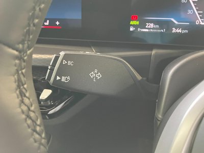 2025 BMW 3 SERIES — миниатюра 39