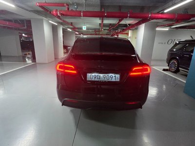 2026 Tesla MODEL X thumbnail 12