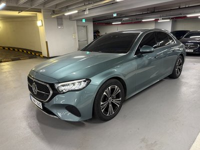 MERCEDES-BENZ E-CLASS - 4