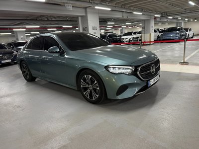 MERCEDES-BENZ E-CLASS - 8