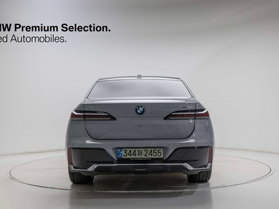 BMW I7 - 3