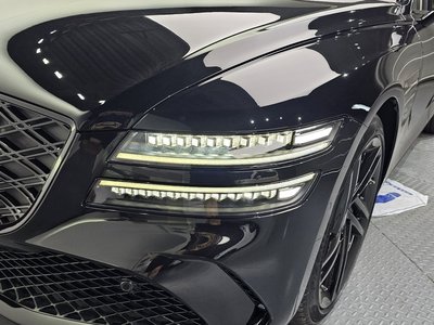 GENESIS G80 (RG3) - 9