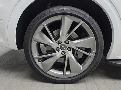 2024 Genesis GV70 photo 6