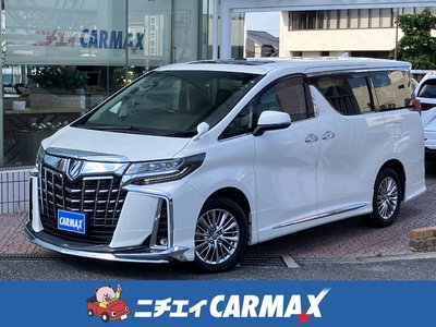 2022 Toyota ALPHARD photo 1