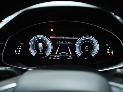 2023 AUDI Q8 — миниатюра 25