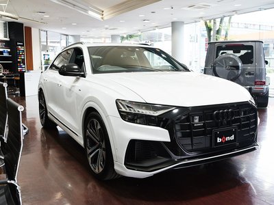 2023 AUDI Q8 photo 5