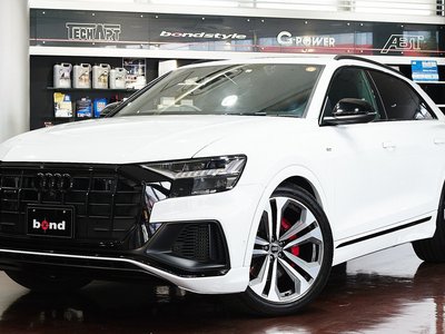 2023 AUDI Q8 photo 1