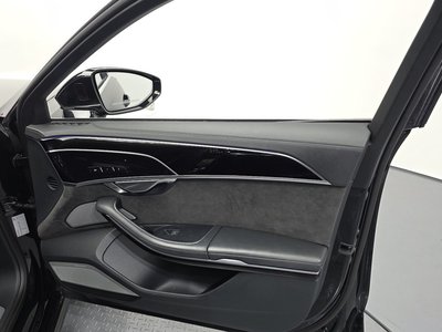 2020 AUDI A8 — миниатюра 18