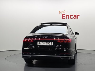 AUDI A8 - 4