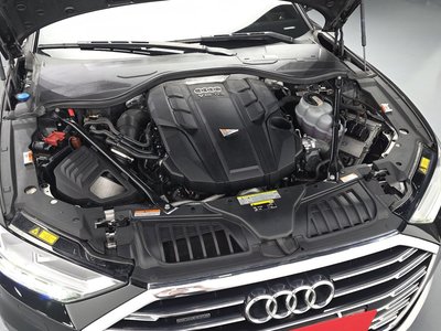 AUDI A8 - 7